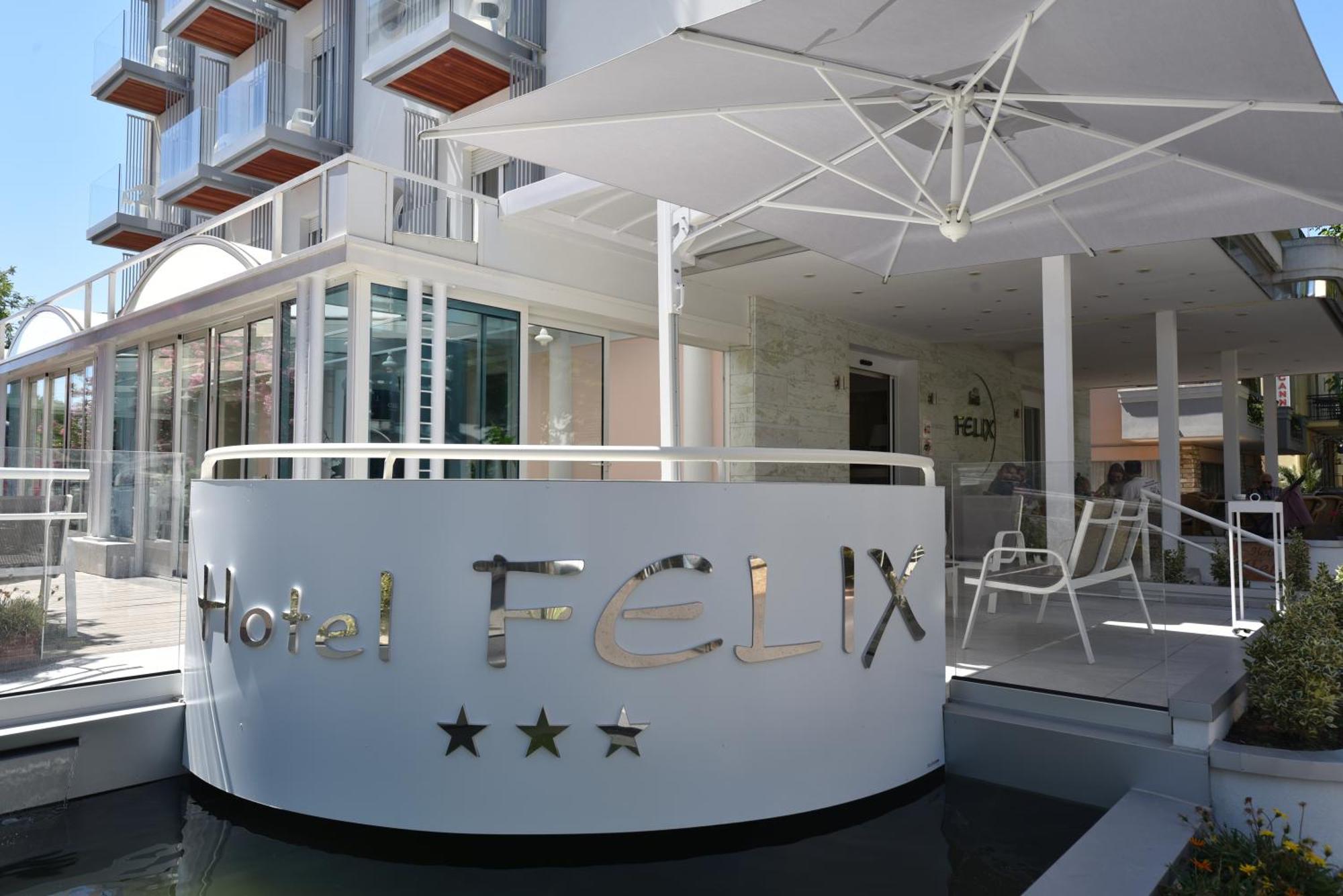 Hotel Felix Римини Экстерьер фото