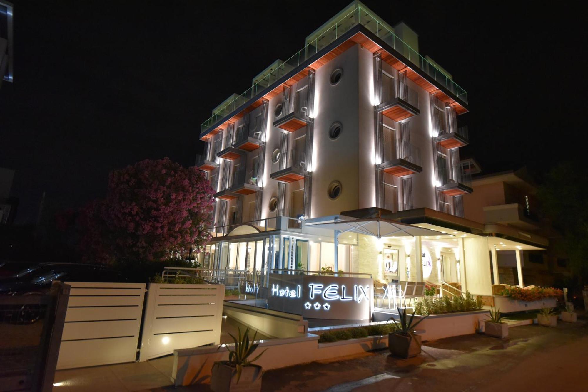 Hotel Felix Римини Экстерьер фото